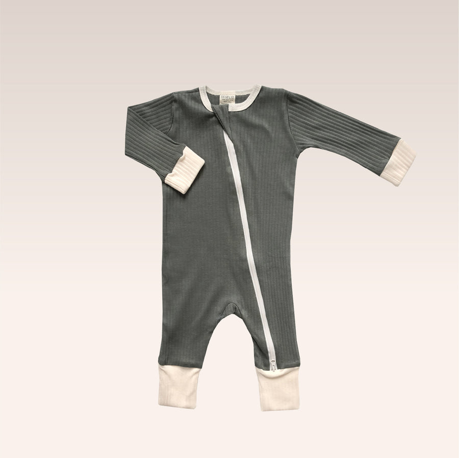 BEETLE & SPACE - LARGE RATTAN - UNISEX (Size 0-6 months)