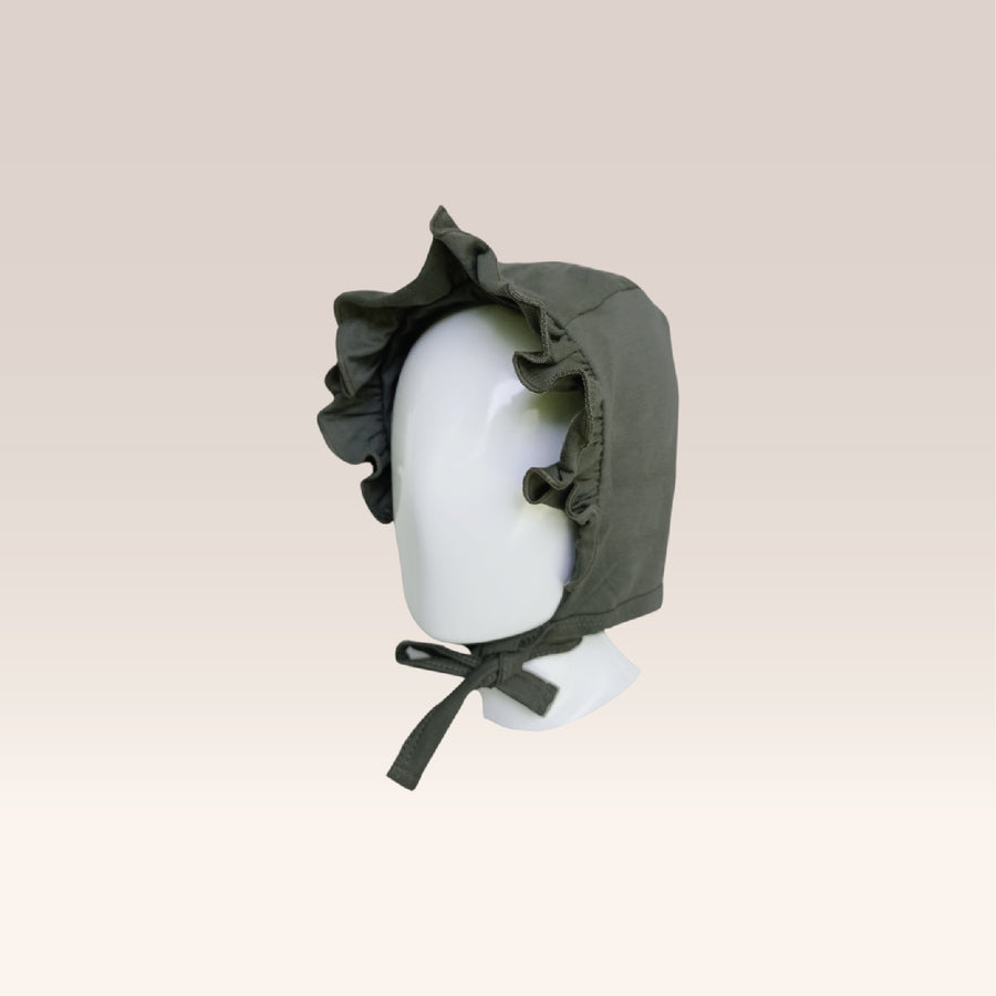 Beetle Baby Ruffle Bonnet