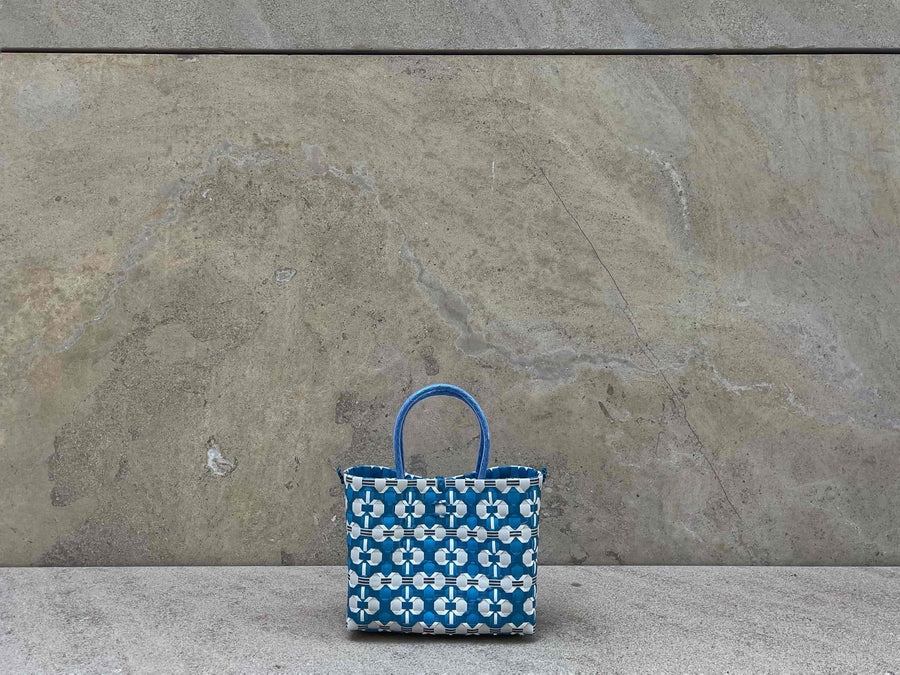 The Flower - Blue & White