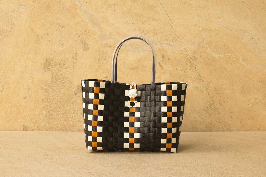 The Graph - Black & Orange