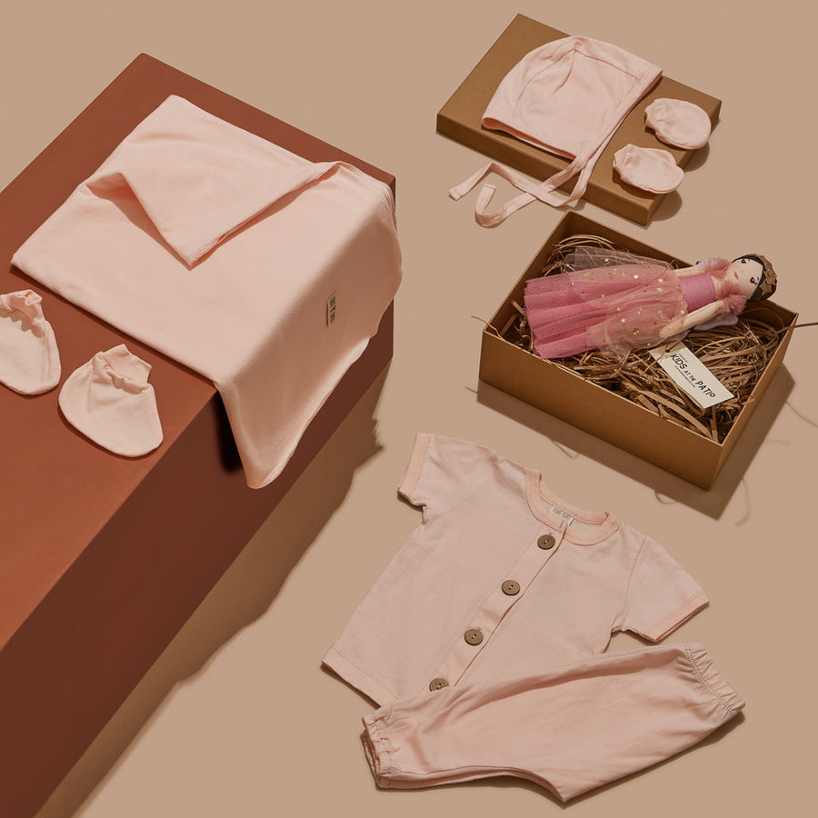 PEARL - Large Cardboard - GIRL (3-6 mth)