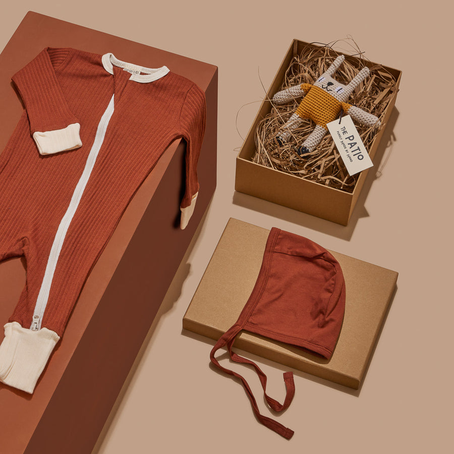 GINGER - Large Cardboard - UNISEX (0-3 mth)