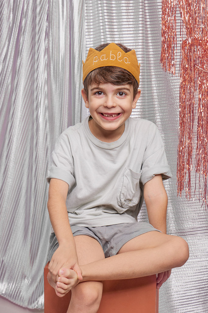 PARTY UNISEX CROWN - Mustard Linen