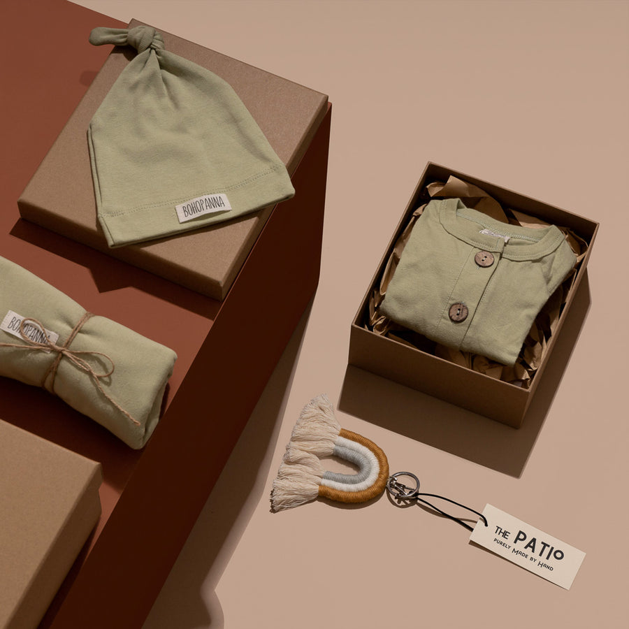 MOSS SMALL CARDBOARD - UNISEX (Size 0-6 months)